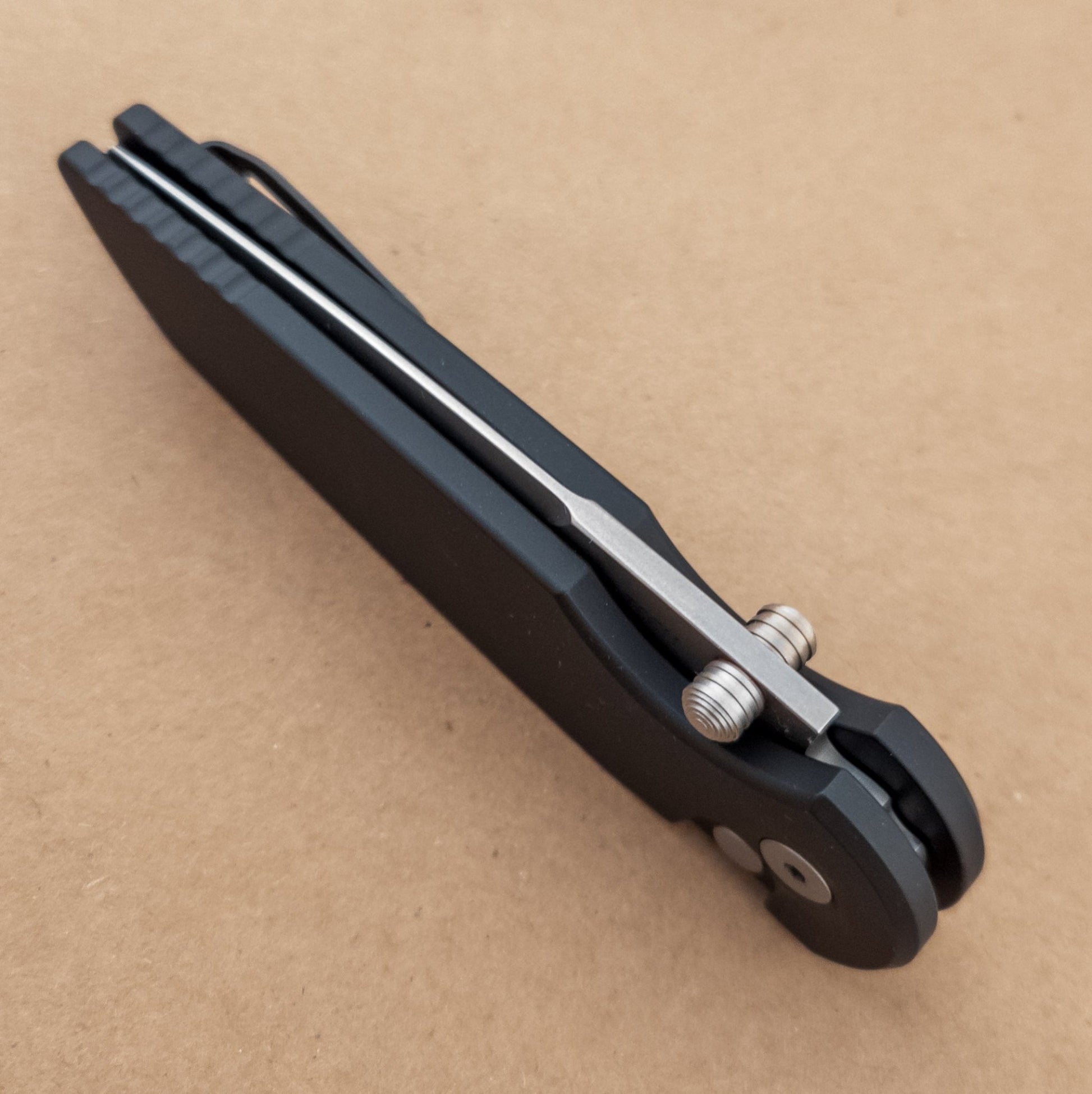 3.5" PRO - TECH TR - 3 Integrity thumb stud - District Cutlery