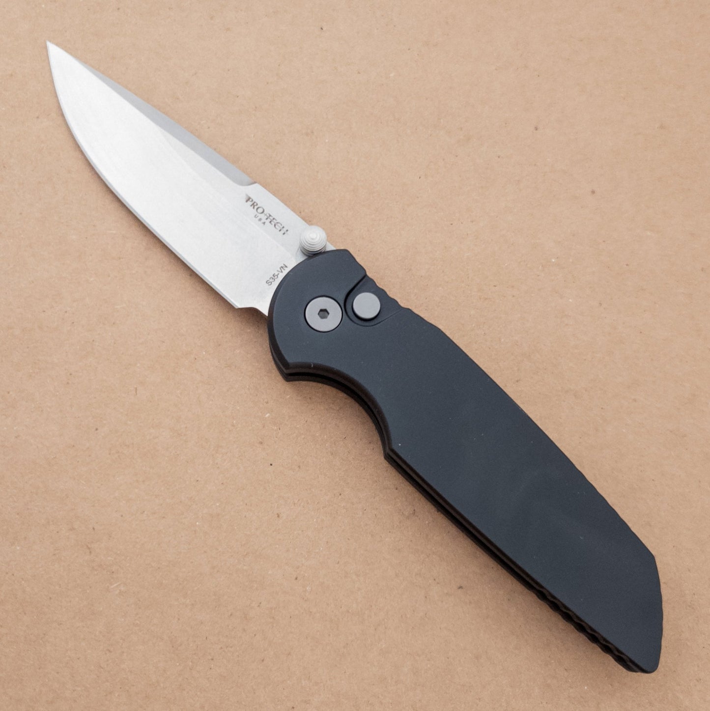 3.5" PRO - TECH TR - 3 Integrity - button side - District Cutlery