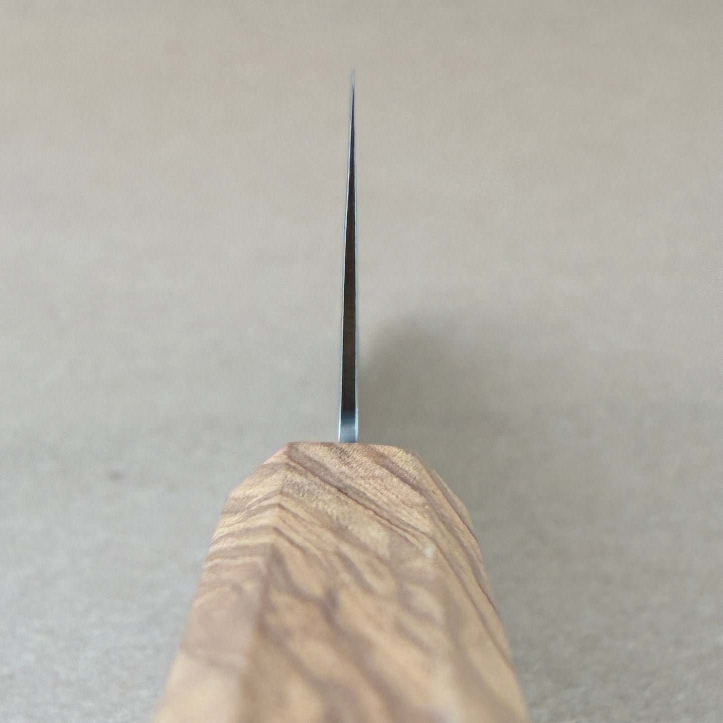 180mm Hatsukokoro Ryuhyo SG2 Damascus Wa Santoku