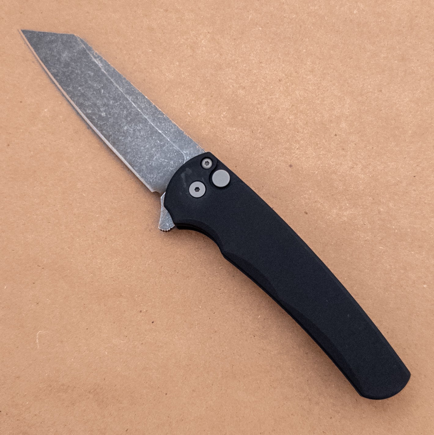 PRO-TECH Malibu Magnacut Reverse Tanto Black 5401-AW