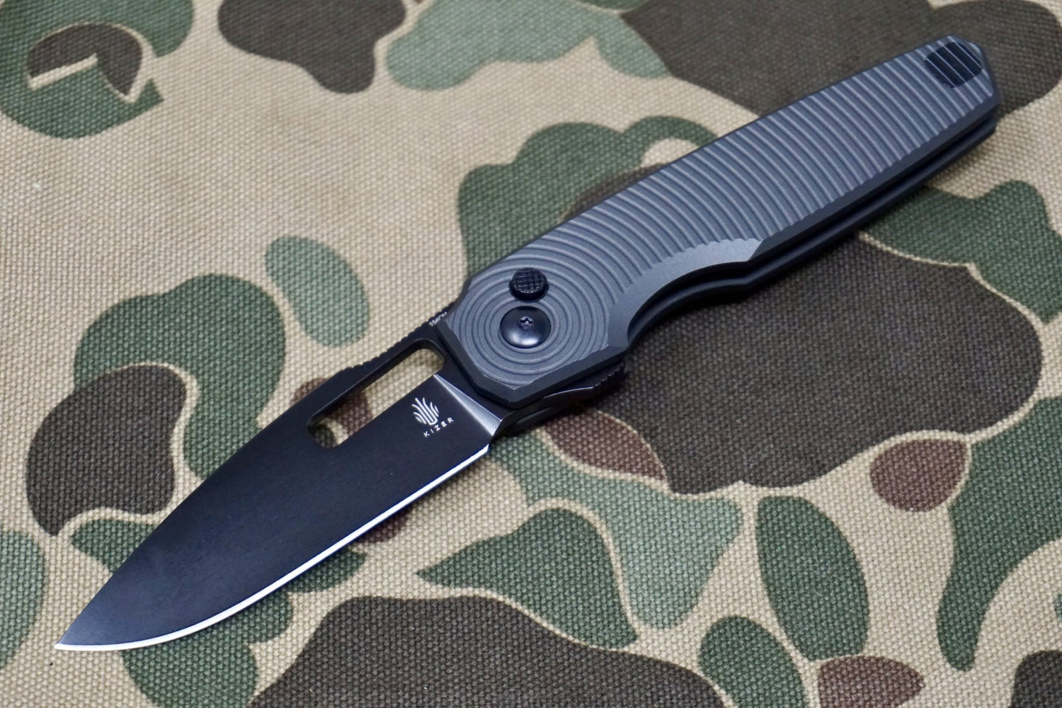 Kizer Knives - District Cutlery