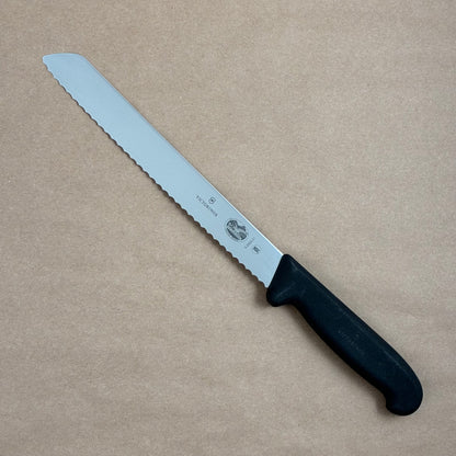 Victorinox Fibrox Serrated Bread Knife