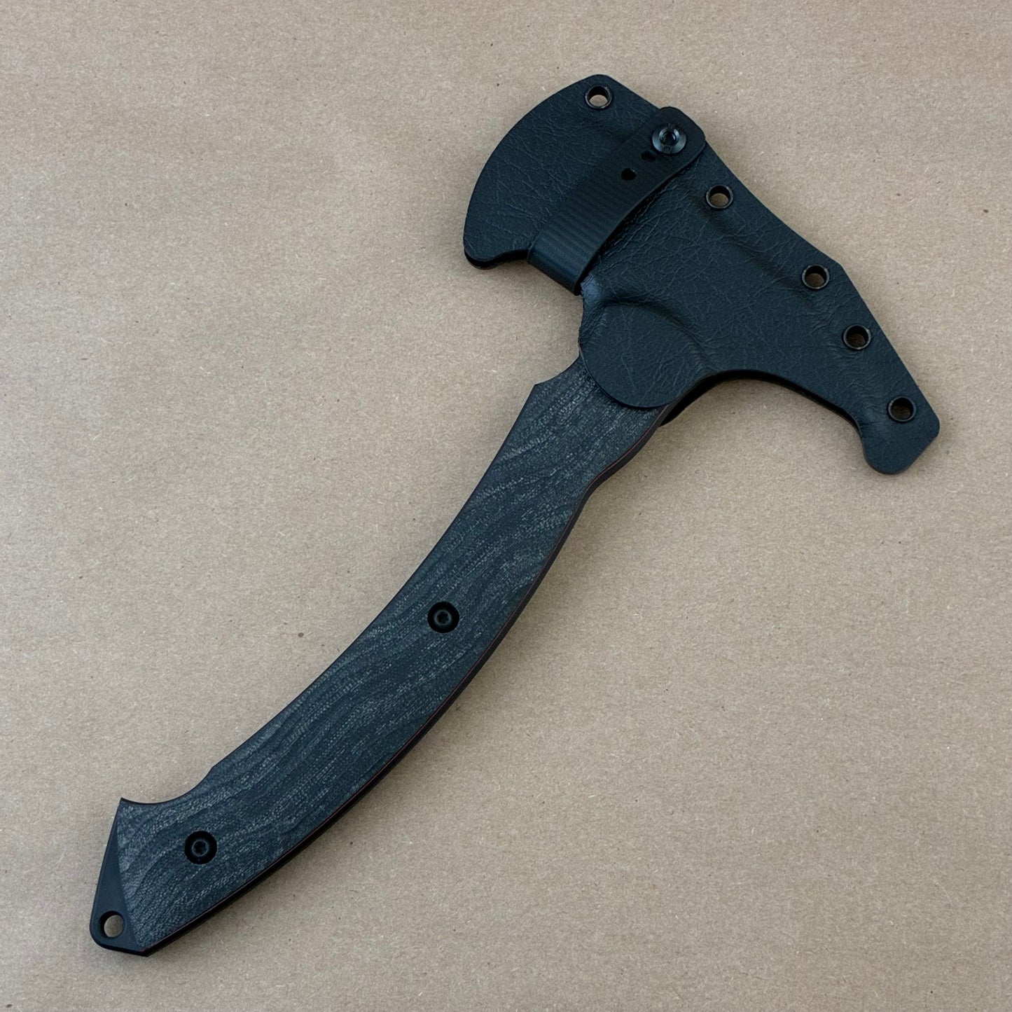 Toor Tomahawk Shadow Black