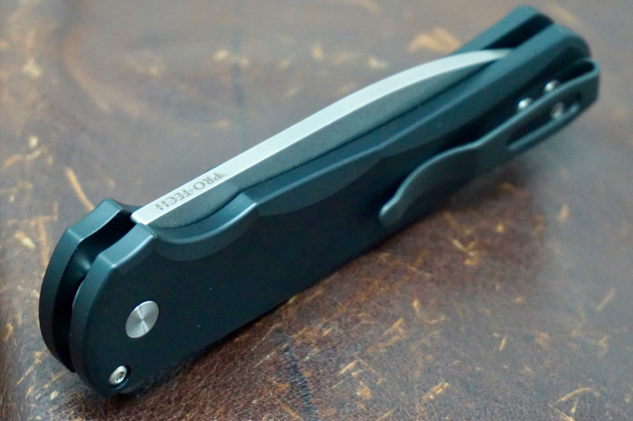 PRO-TECH Malibu Wharncliffe Flipper