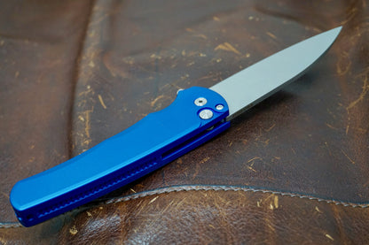 PRO-TECH Malibu Blue Wharncliffe Flipper