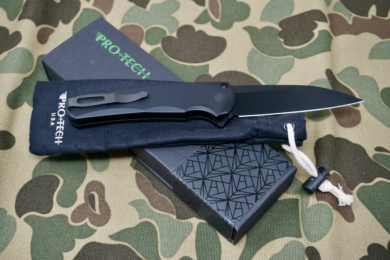 PRO-TECH Malibu Black DLC Wharncliffe Flipper