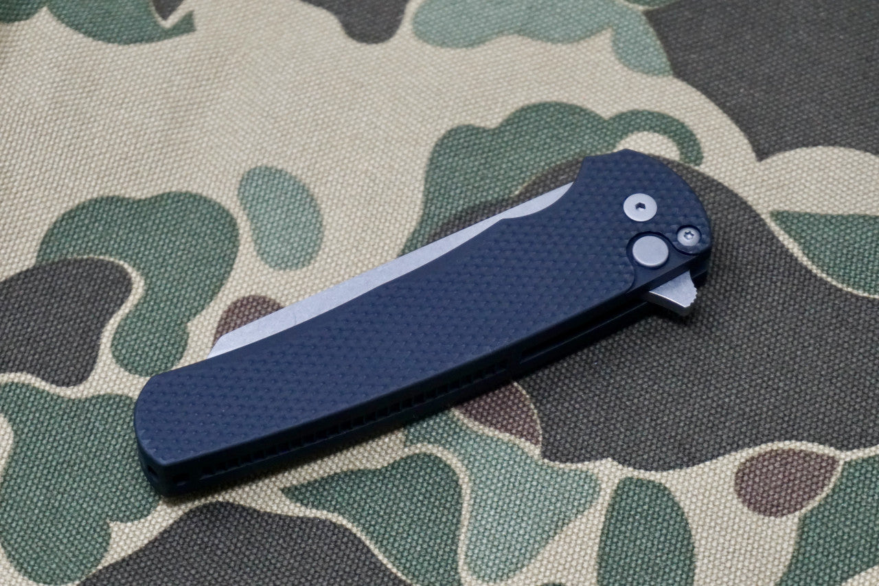 PRO-TECH Malibu Textured Black Reverse Tanto Flipper