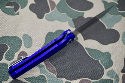 PRO-TECH Malibu Textured Purple Reverse Tanto Flipper