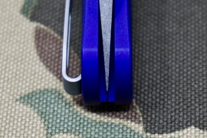 PRO-TECH Malibu Textured Purple Reverse Tanto Flipper