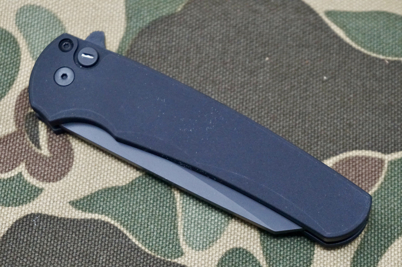 PRO-TECH Malibu Operator Black DLC Reverse Tanto Flipper