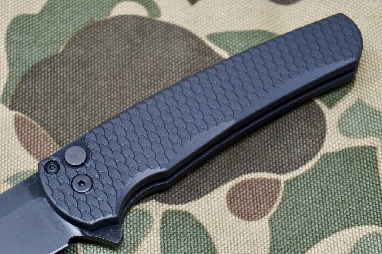 PRO-TECH Malibu Dragon Scale DLC Wharncliffe Flipper