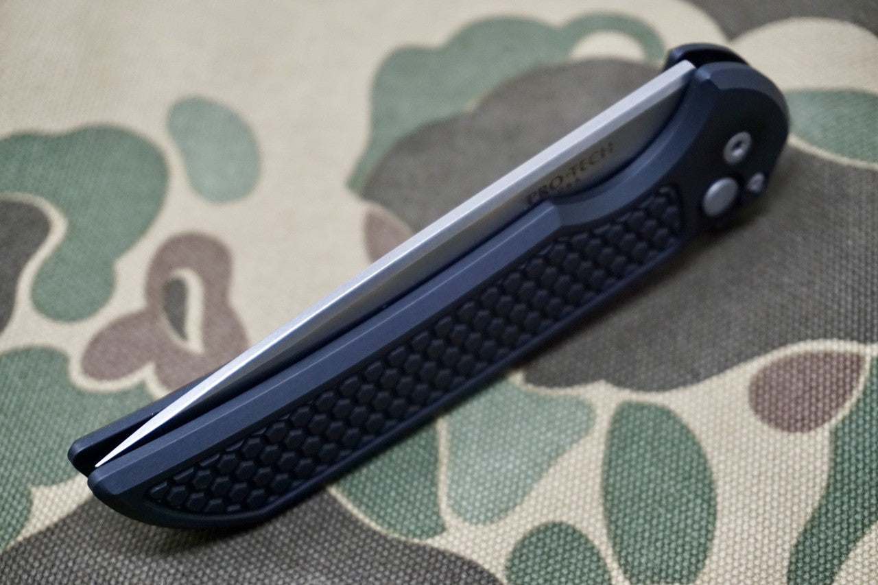 PRO-TECH Mordax Black  Flipper MX105