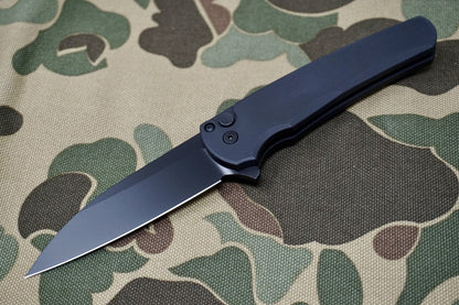 PRO-TECH Malibu Black Wharncliffe Flipper