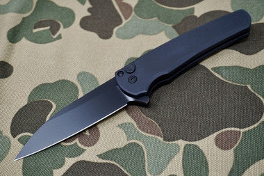 PRO-TECH Malibu Black Wharncliffe Flipper