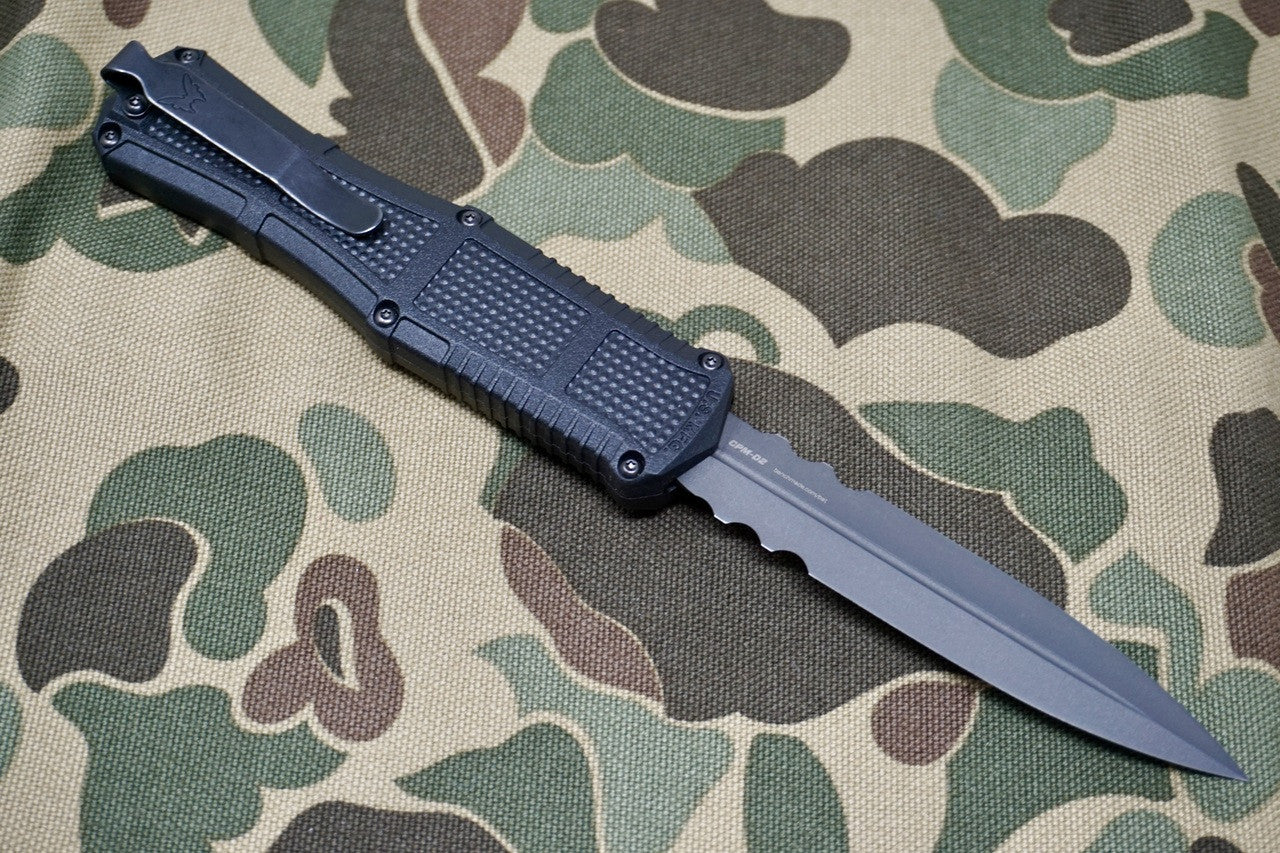 Benchmade Claymore OTF Knife 3370SGY