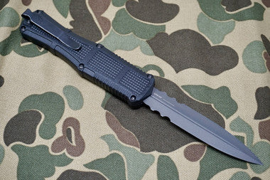 Benchmade Claymore OTF Knife 3370SGY