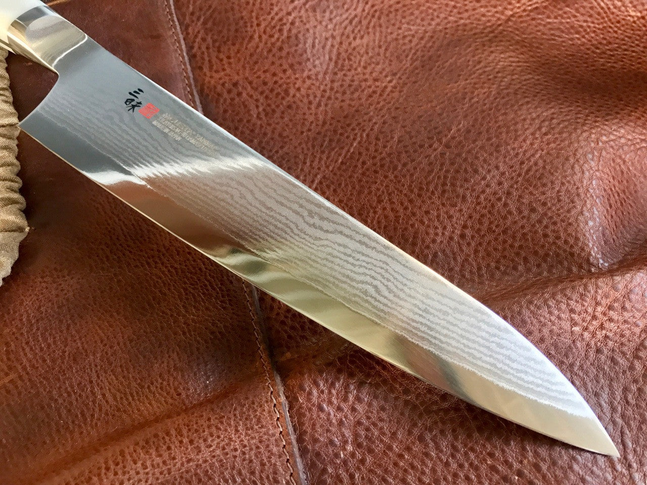 MCUSTA ZANMAI Corian Damascus Gyuto 210MM