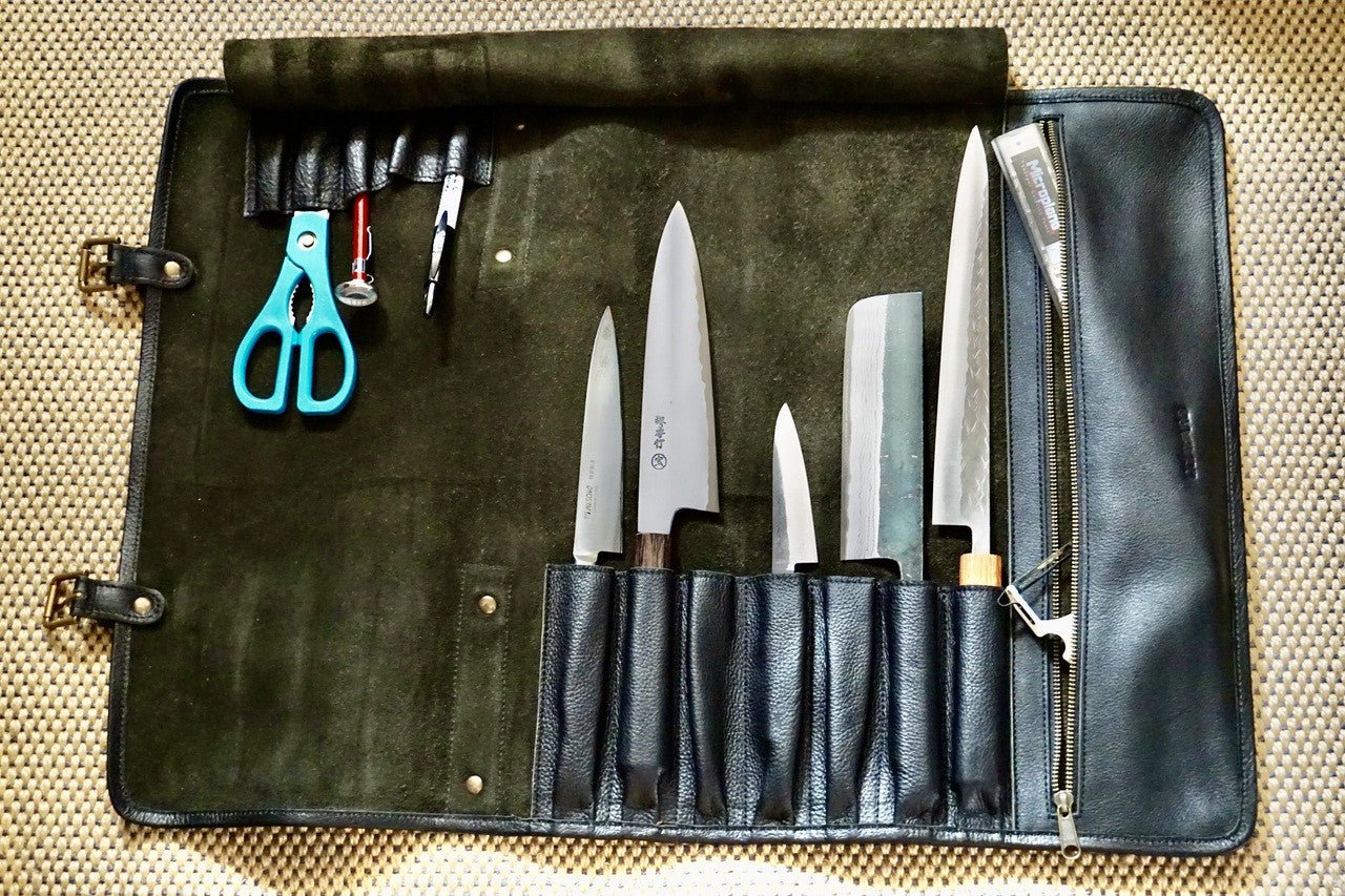 Quavaro Knife Roll - Black Out - District Cutlery